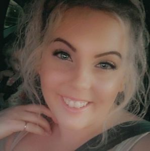 Meet your Posher, Jena